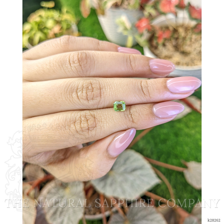 0.72 Ct. Green (Lime Green) Peridot from Pakistan