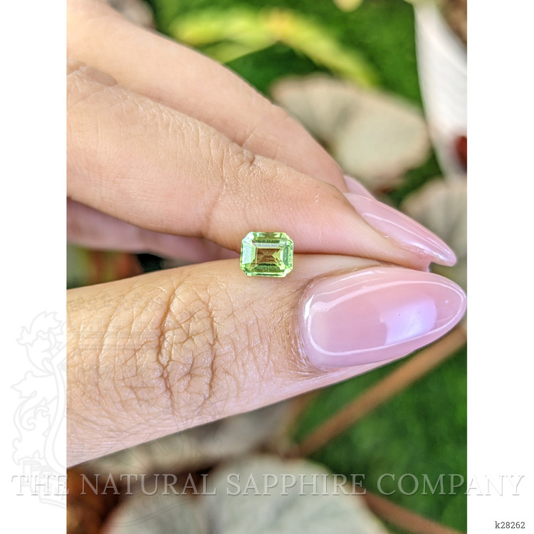0.72 Ct. Green (Lime Green) Peridot from Pakistan