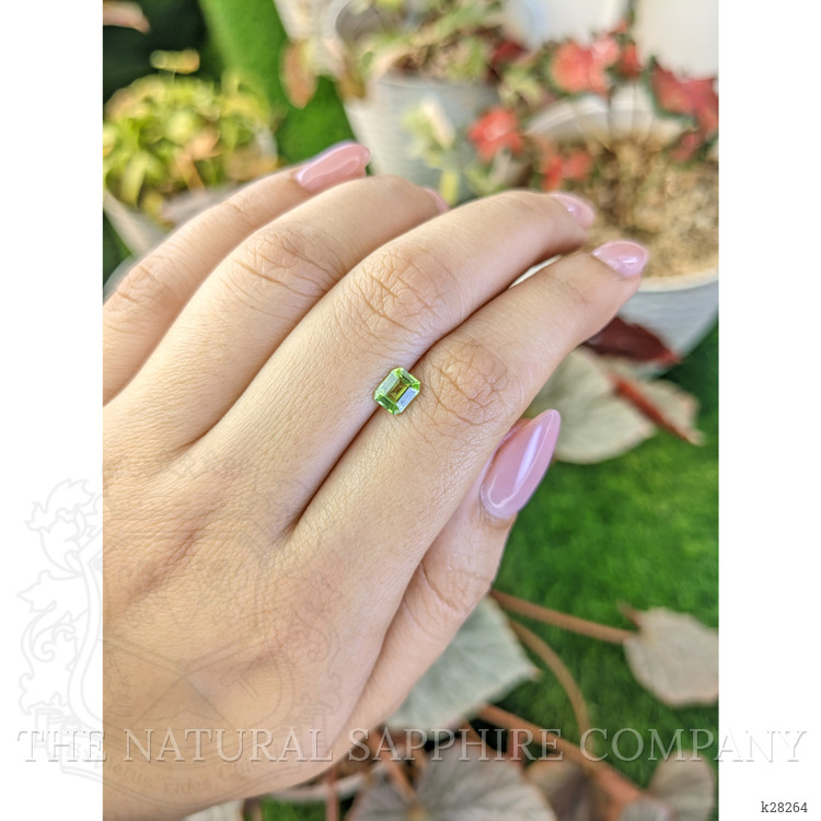 0.69 Ct. Green (Lime Green) Peridot from Pakistan