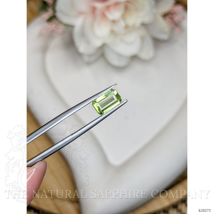 1.02 Ct. Green (Lime Green) Peridot from Pakistan