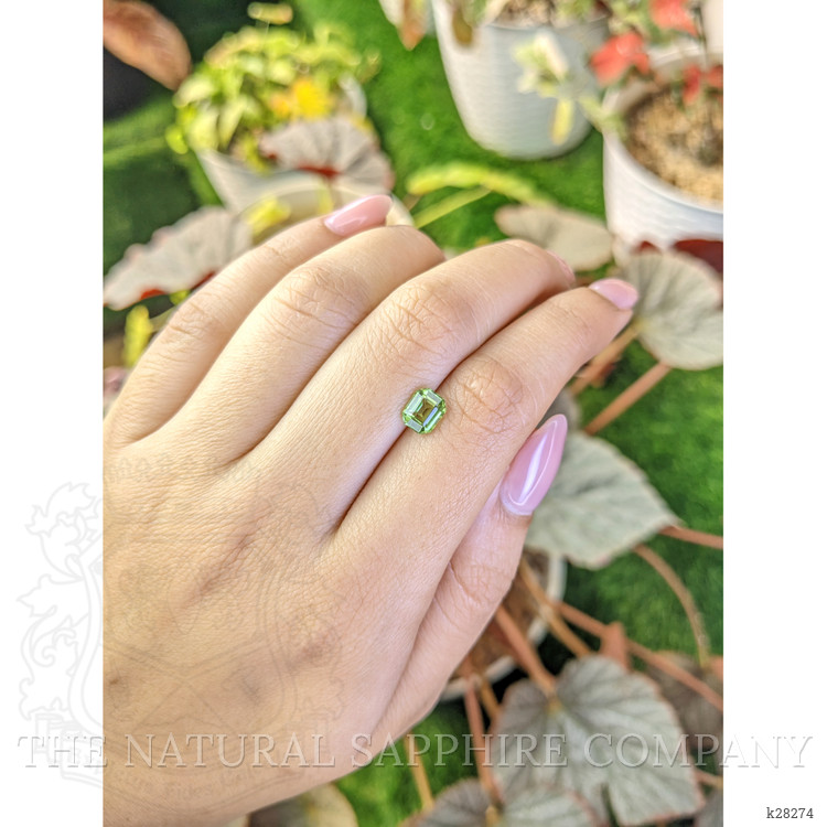 1.16 Ct. Green (Lime Green) Peridot from Pakistan