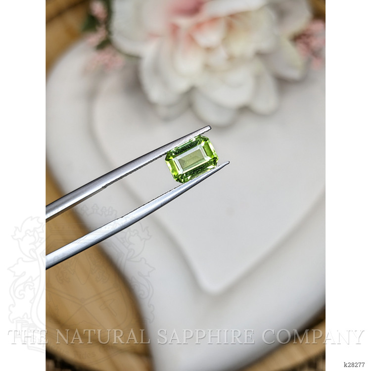 1.32 Ct. Green (Lime Green) Peridot from Pakistan