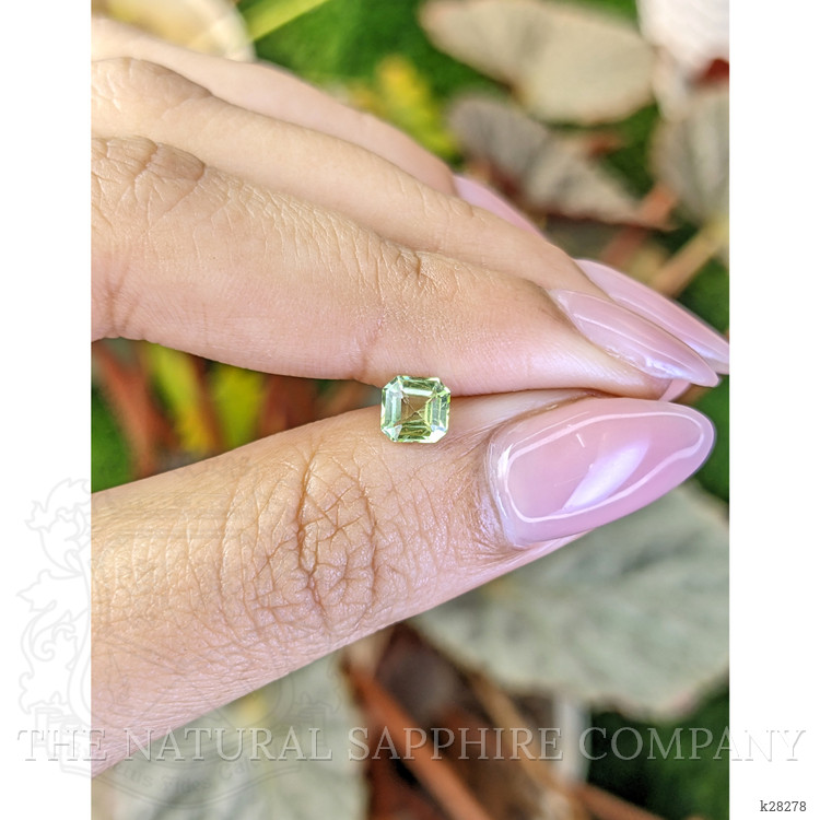 0.58 Ct. Green (Lime Green) Peridot from Pakistan