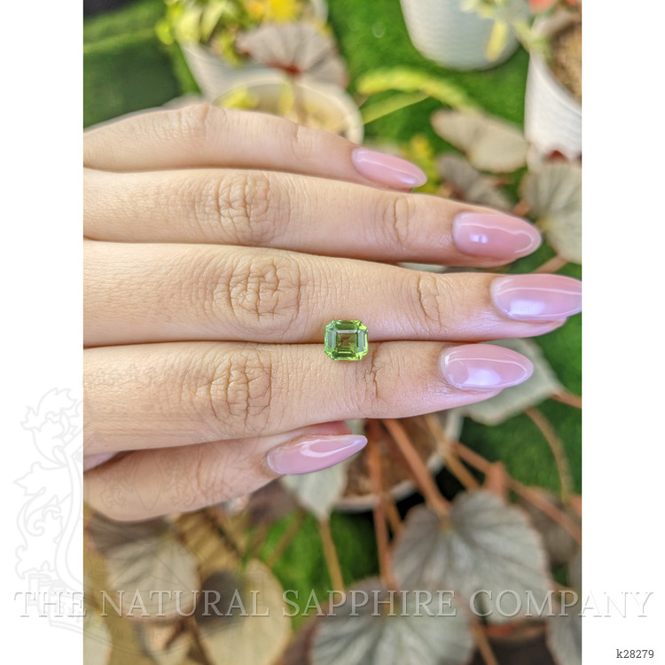 1.50 Ct. Green (Lime Green) Peridot from Pakistan