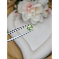1.10 Ct. Green (Lime Green) Peridot from Pakistan Life Style