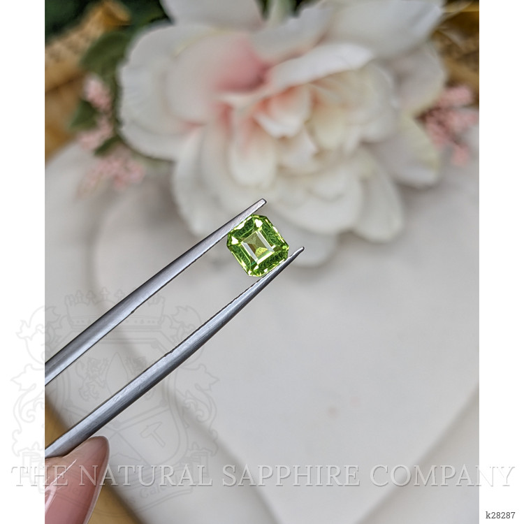 1.07 Ct. Green (Lime Green) Peridot from Pakistan