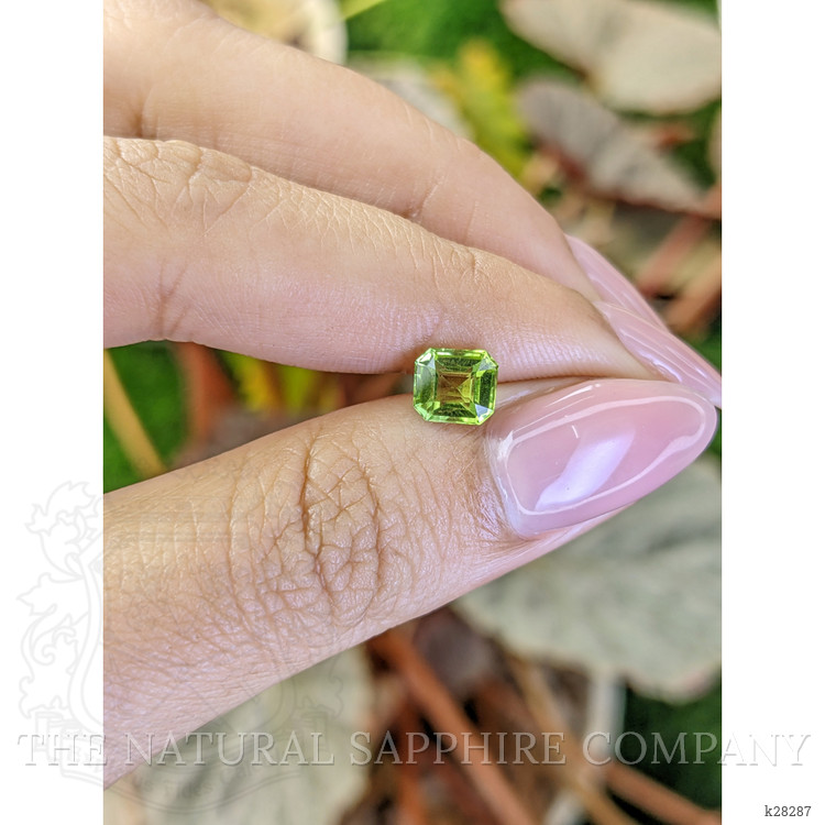 1.07 Ct. Green (Lime Green) Peridot from Pakistan