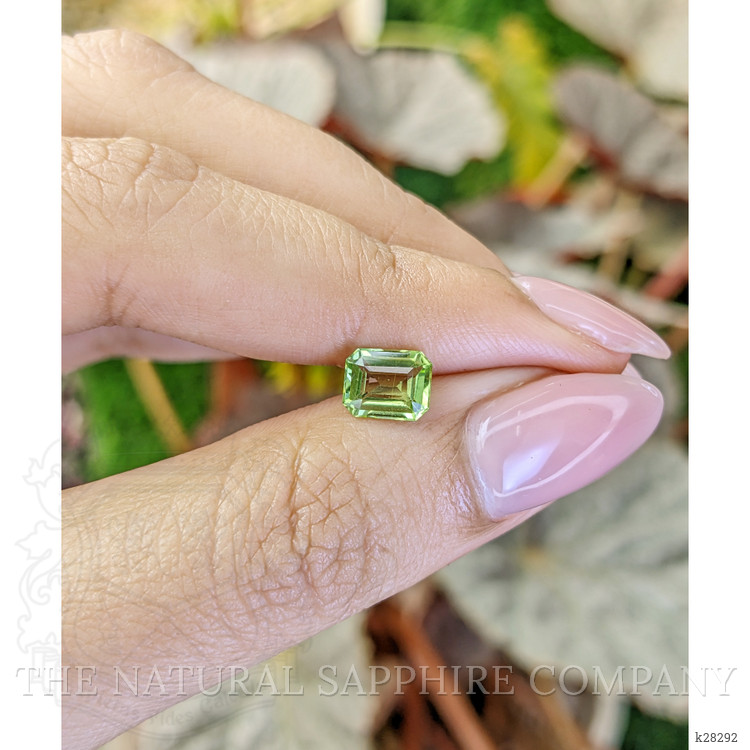 1.16 Ct. Green (Lime Green) Peridot from Pakistan