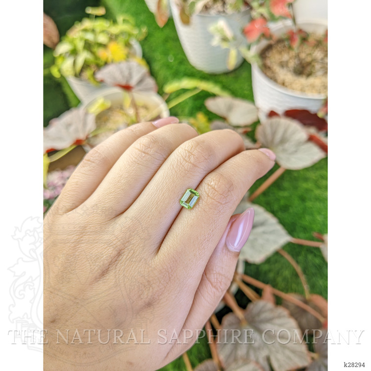 1.14 Ct. Green (Lime Green) Peridot from Pakistan