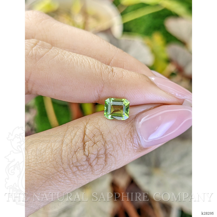 1.25 Ct. Green (Lime Green) Peridot from Pakistan