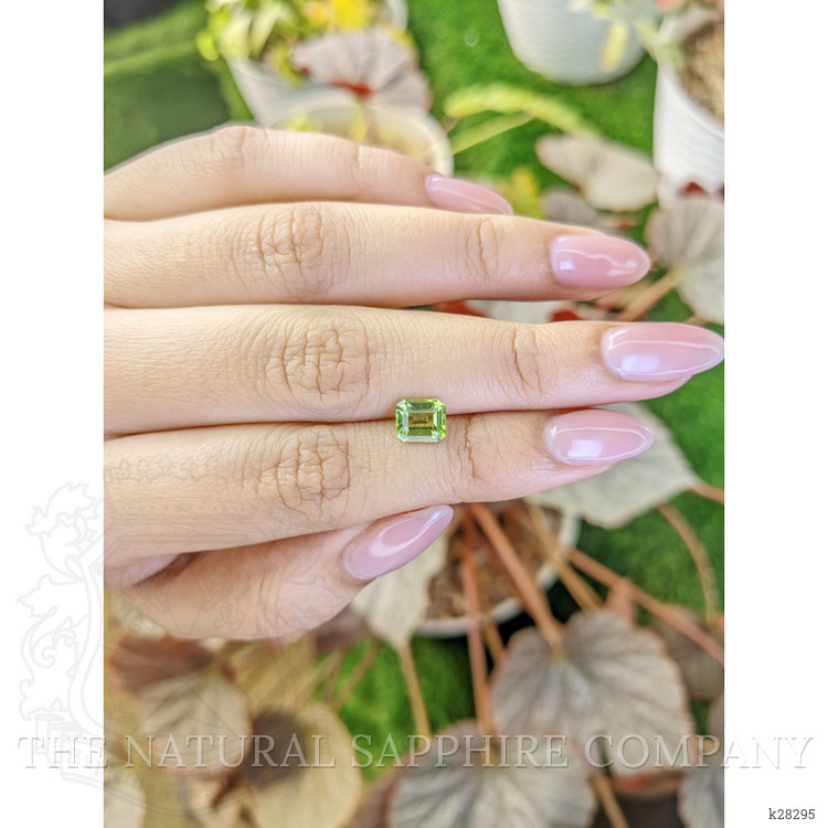 1.25 Ct. Green (Lime Green) Peridot from Pakistan