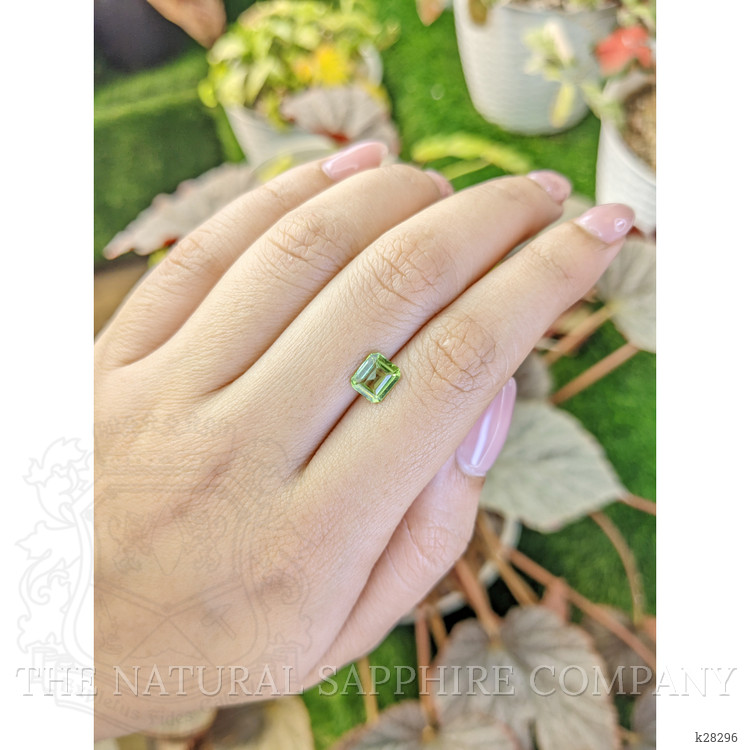 1.18 Ct. Green (Lime Green) Peridot from Pakistan