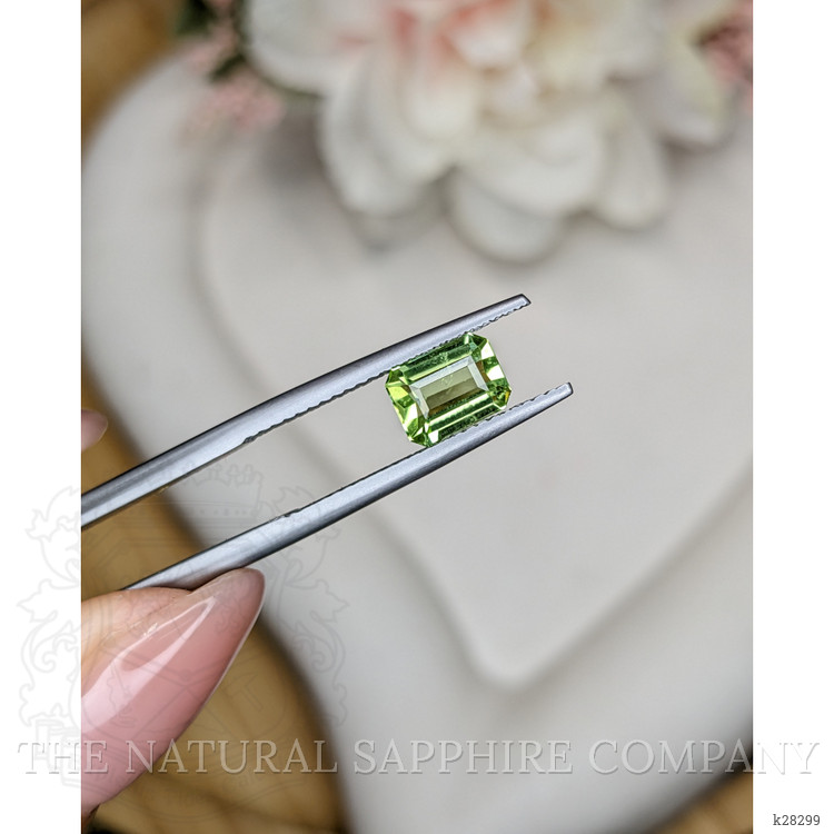 1.07 Ct. Green (Lime Green) Peridot from Pakistan