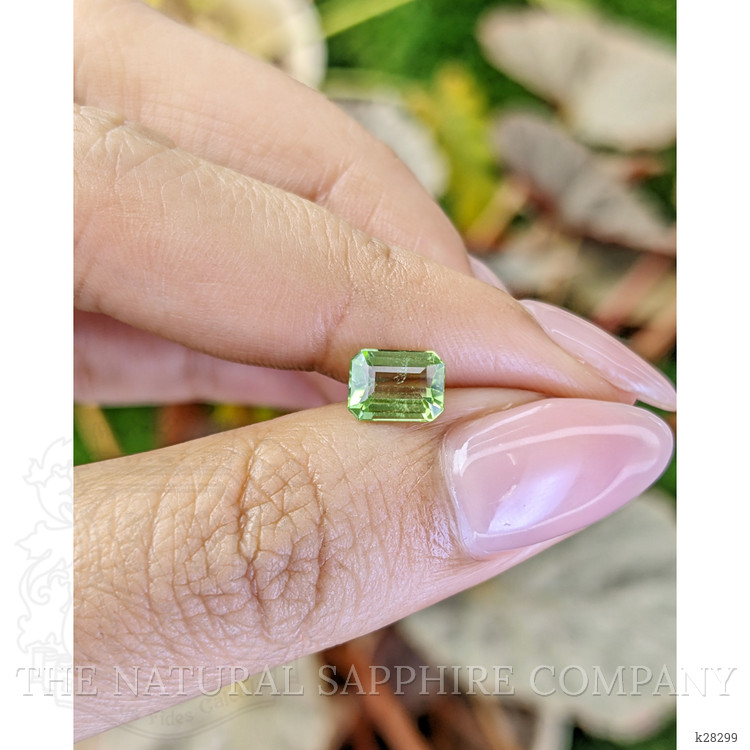 1.07 Ct. Green (Lime Green) Peridot from Pakistan