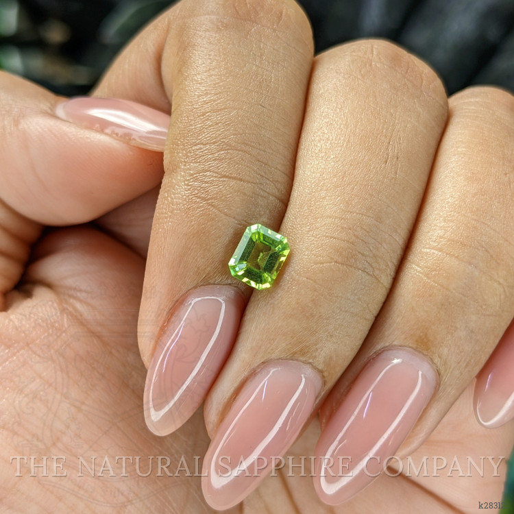 0.85 Ct. Green (Lime Green) Peridot from Tanzania