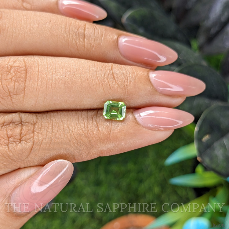 0.85 Ct. Green (Lime Green) Peridot from Tanzania