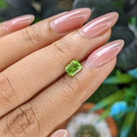 0.82 Ct. Green (Lime Green) Peridot from Tanzania Life Style