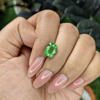 3.16 Ct. Tsavorite Garnet from Tanzania Life Style