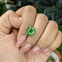 3.48 Ct. Tsavorite Garnet from Tanzania Life Style