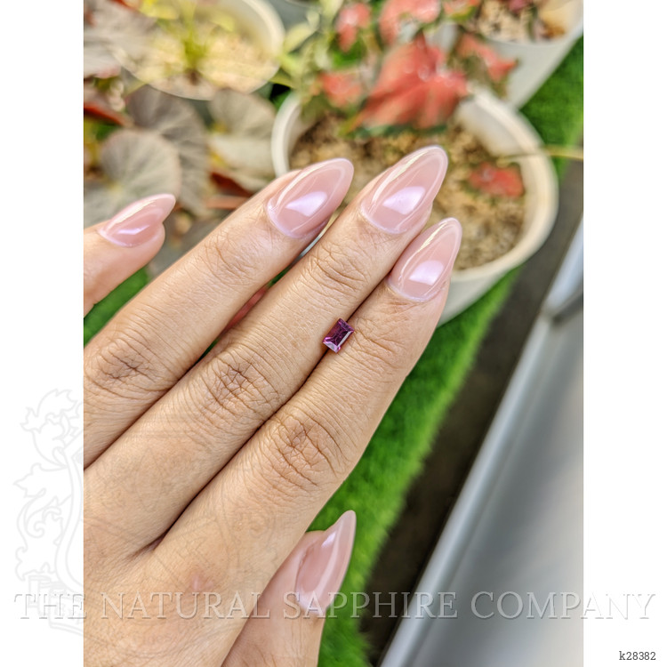 0.60 Ct. Purplish Pink Rhodolite Garnet from Ceylon (Sri Lanka)