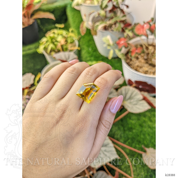 18.81 Ct. Yellow Citrine from Ceylon (Sri Lanka)