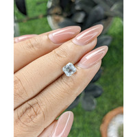 1.00 Ct. Blue Aquamarine from Tanzania Life Style