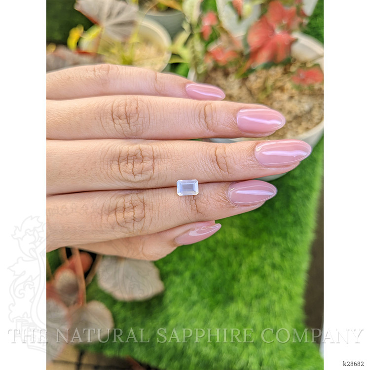 0.77 Ct. Rainbow Moonstone from Ceylon (Sri Lanka)