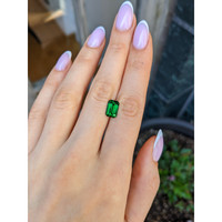 3.03 Ct. Tsavorite Garnet from Tanzania Life Style