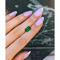 3.03 Ct. Tsavorite Garnet from Tanzania Life Style