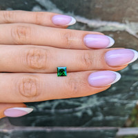 0.91 Ct. Tsavorite Garnet from Tanzania Life Style