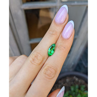 2.75 Ct. Tsavorite Garnet from Tanzania Life Style