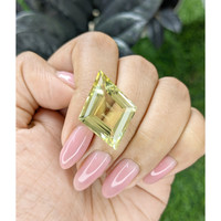 17.62 Ct. Greenish Yellow Citrine from Ceylon (Sri Lanka) Life Style