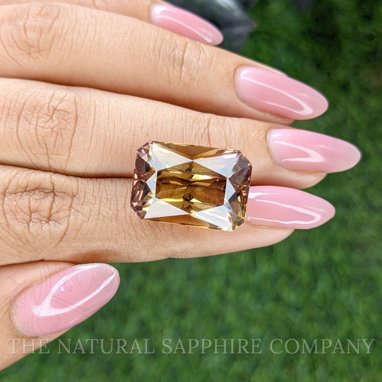19.24 Ct. Bi Color Ametrine from Ceylon (Sri Lanka)
