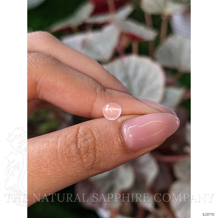 0.98 Ct. White Cabochon Moonstone from Ceylon (Sri Lanka)