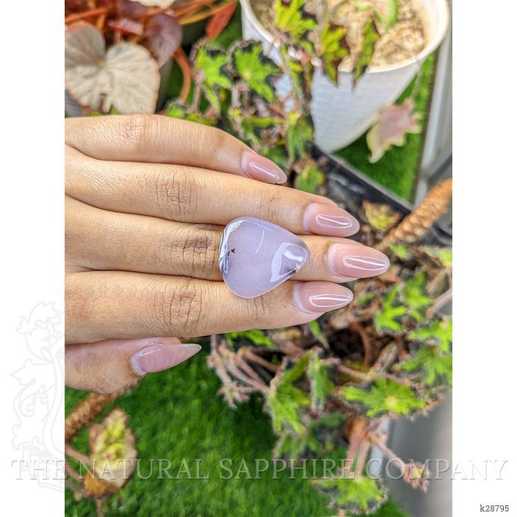 25.53 Ct. Pink Cabochon Agate from Madagascar