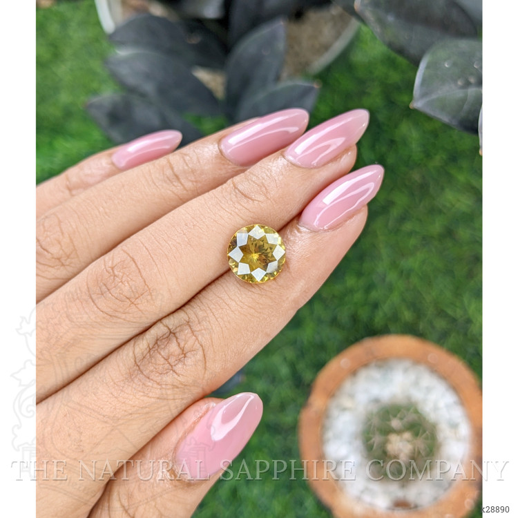 4.65 Ct. Greenish Yellow Chrysoberyl from Ceylon (Sri Lanka)