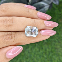 6.77 Ct. Blue Aquamarine from Ceylon (Sri Lanka) Life Style