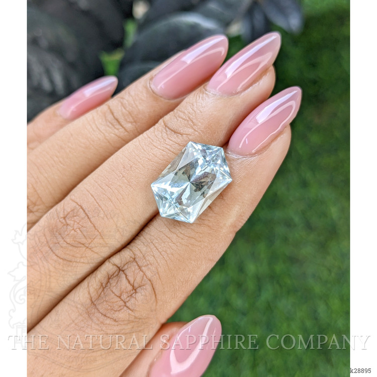 6.99 Ct. Blue Aquamarine from Ceylon (Sri Lanka)