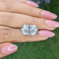 6.99 Ct. Blue Aquamarine from Ceylon (Sri Lanka) Life Style