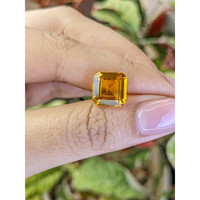 4.76 Ct. Orangish Yellow Citrine from Brazil Life Style