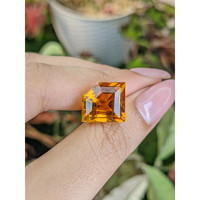 12.06 Ct. Yellowish Orange Citrine from Ceylon (Sri Lanka) Life Style