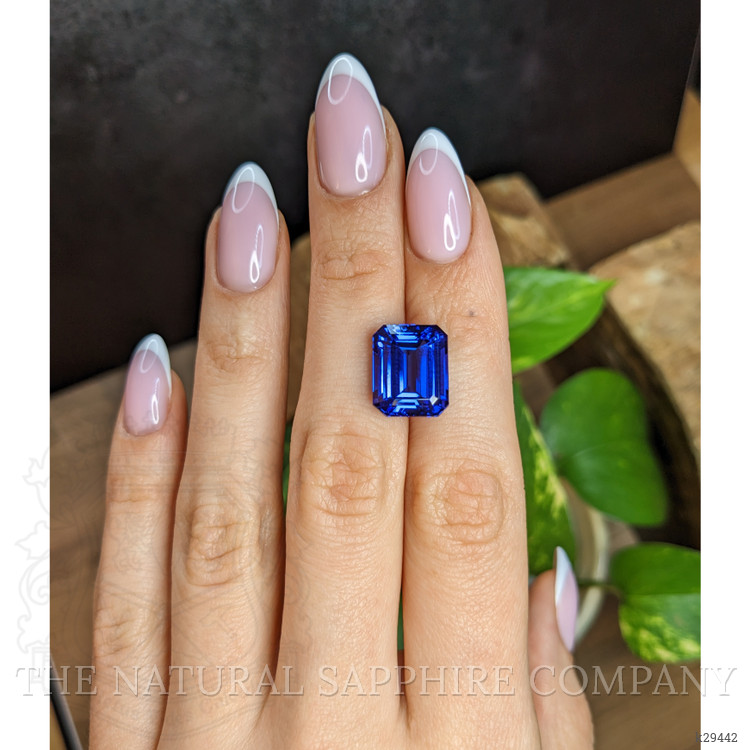 12.69 Ct. Blue Tanzanite from Tanzania