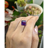 4.66 Ct. Purple Amethyst from Brazil Life Style