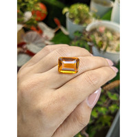 13.30 Ct. Yellowish Orange Citrine from Brazil Life Style