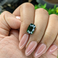 3.01 Ct. Tsavorite Garnet from Kenya Life Style
