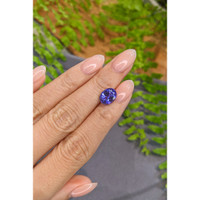 2.82 Ct. Violetish Blue Tanzanite from Tanzania Life Style