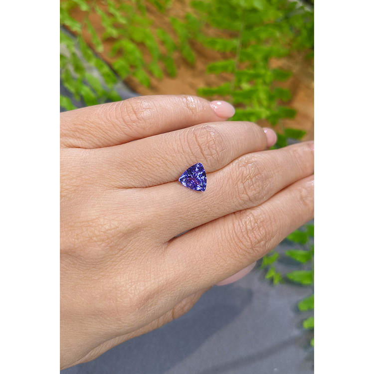 1.72 Ct. Violetish Blue Tanzanite from Tanzania