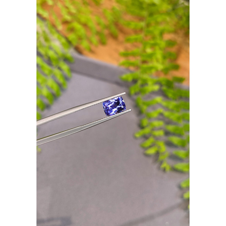 1.88 Ct. Violetish Blue Tanzanite from Tanzania