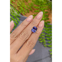 3.09 Ct. Violetish Blue Tanzanite from Tanzania Life Style