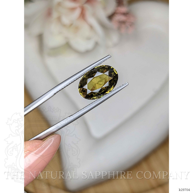 5.01 Ct. Yellowish Green Chrysoberyl from Ceylon (Sri Lanka)